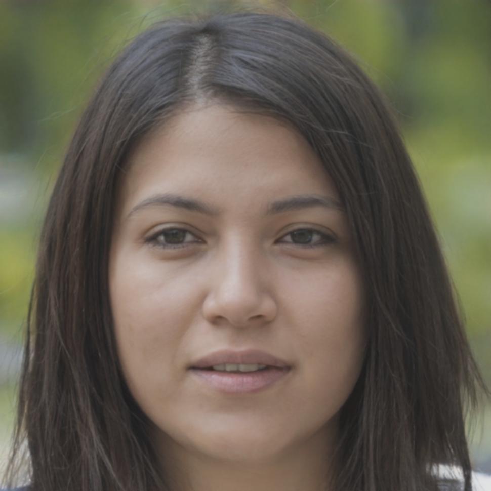 Elena, healthcare worker and peer mentor