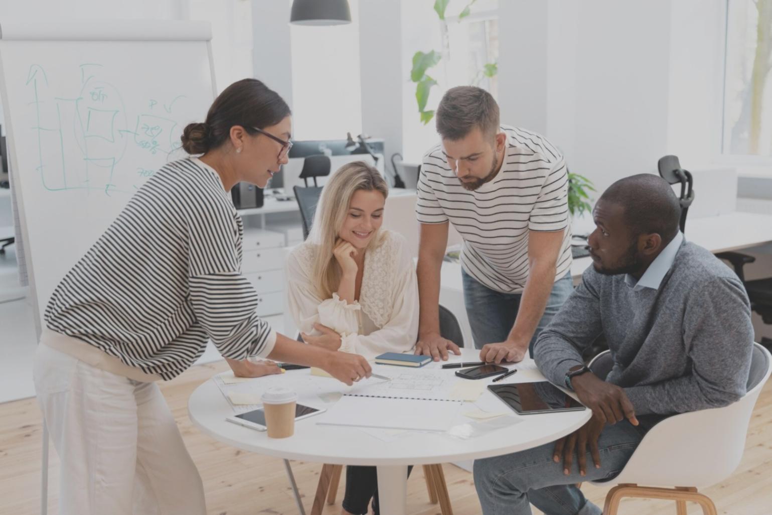 Personal budgeting consultation session at zelytovario